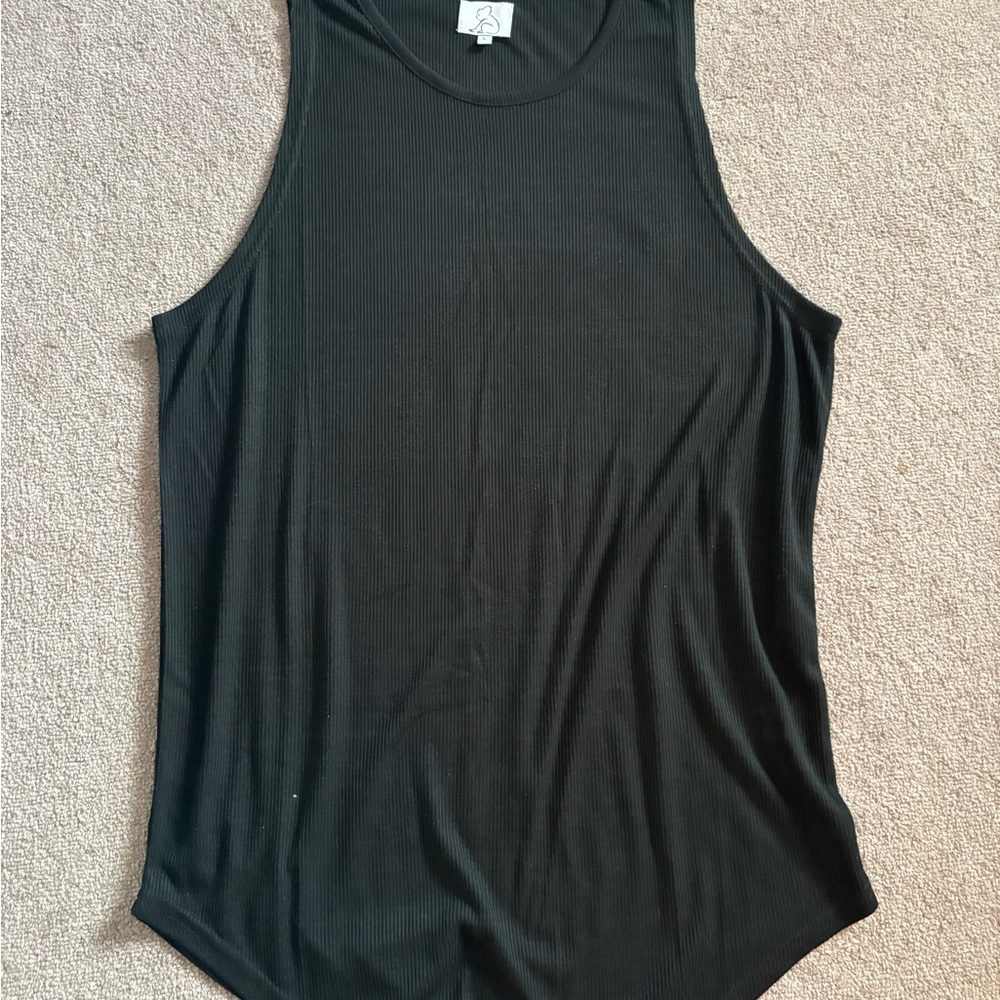 KUWALLATEE Sleeveless Tank Top